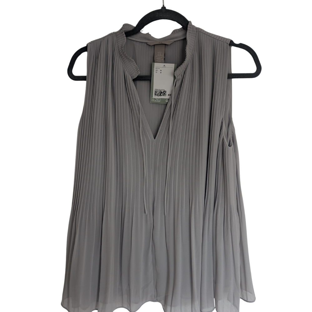 H&M Gray Pleated Blouse